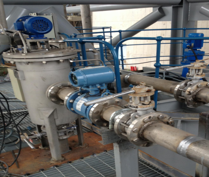 刷式過濾器應(yīng)用安裝現(xiàn)場